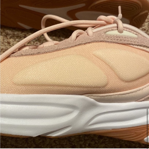 NWOT Adidas pink peach sneakers - Picture 5 of 9